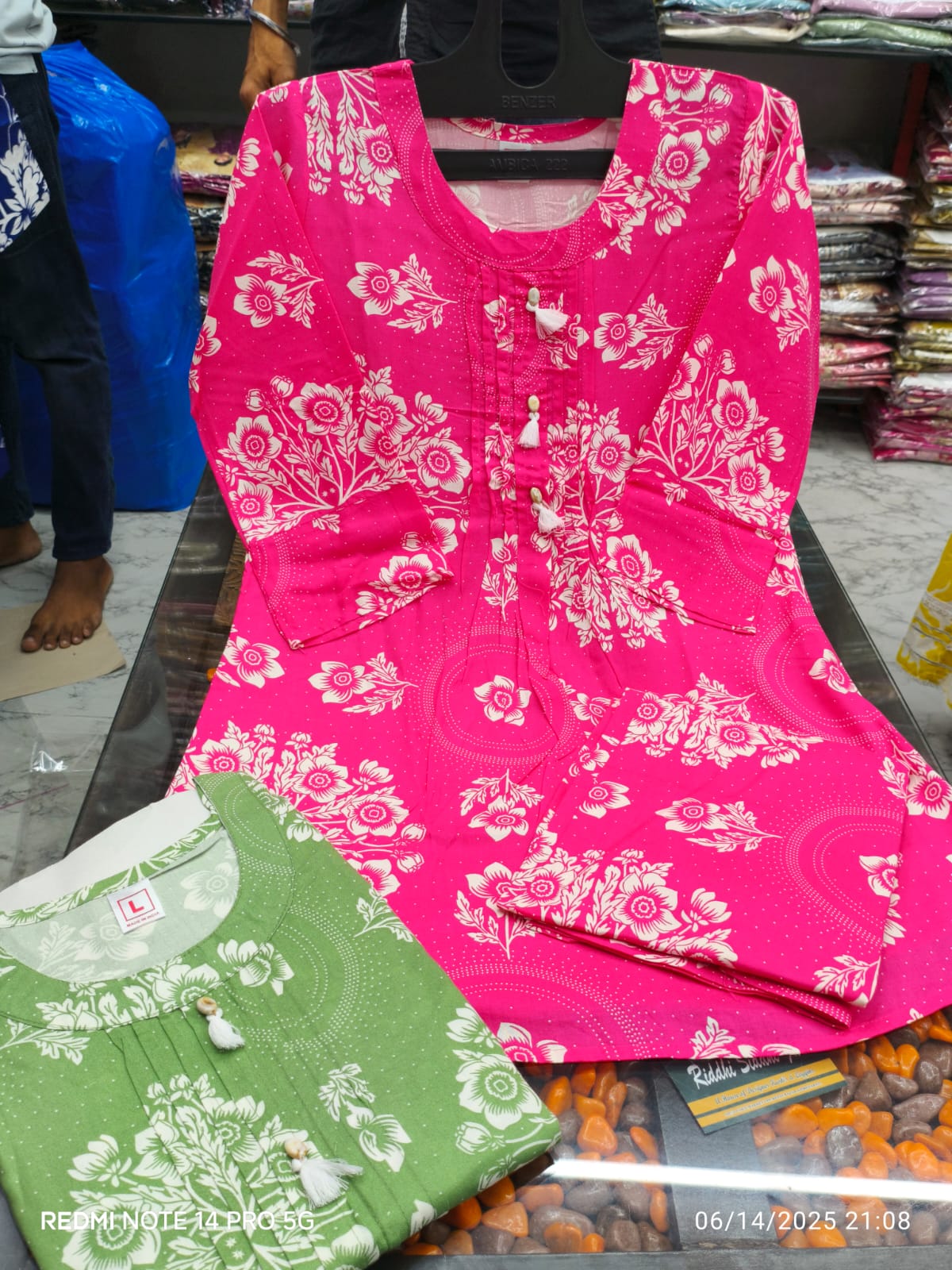 Short kurti co-ord set rayon 18kg