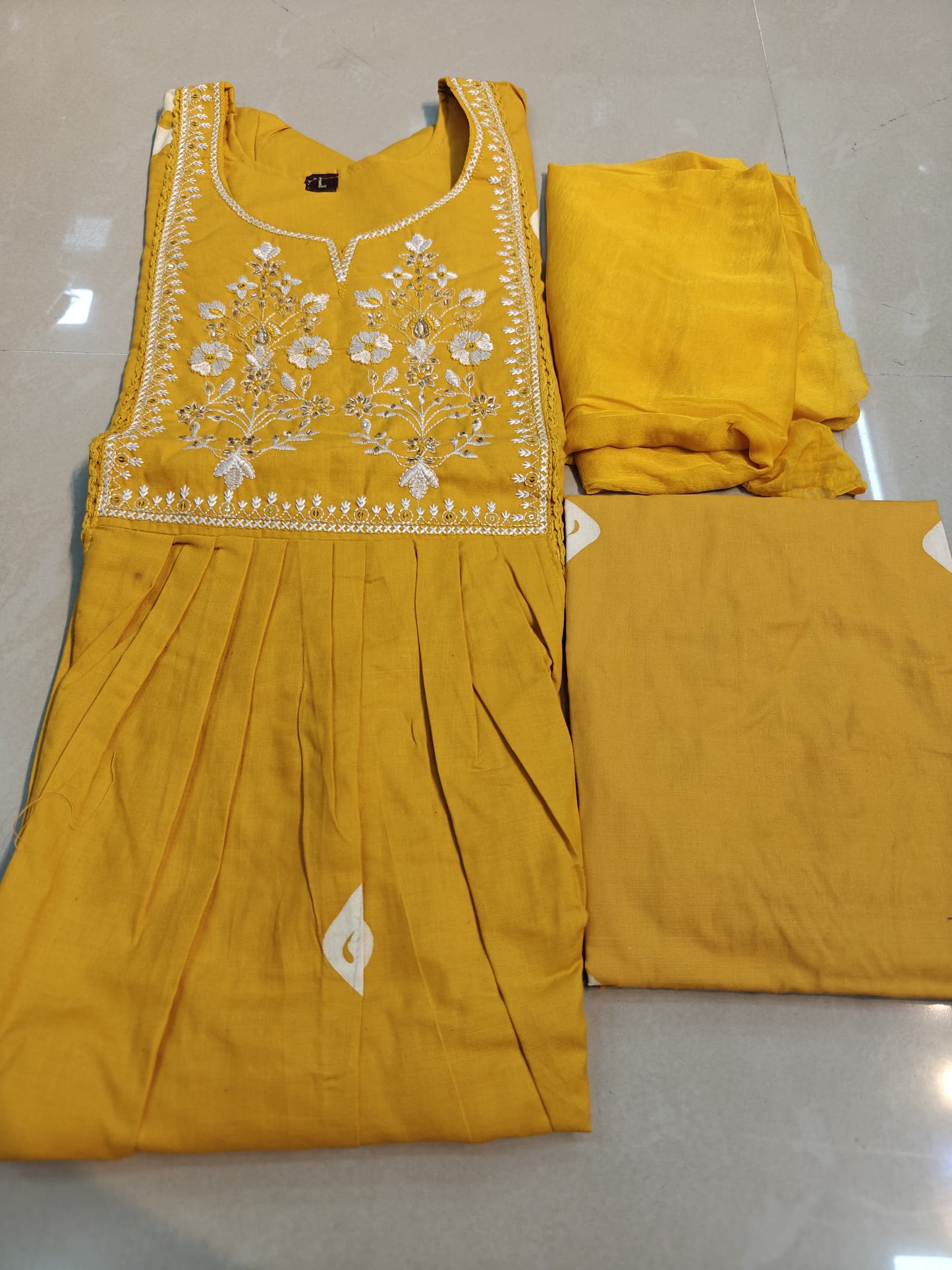 Vibrant Cotton Chunri 60-60 Printed 3pc Suit