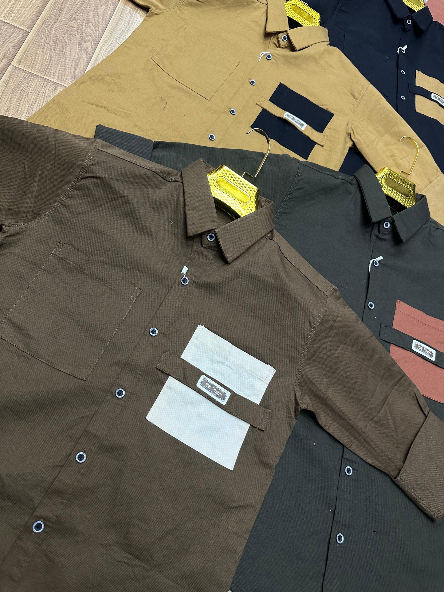 Luxurious Solid Color Men's Shirt with Subtle Sheen