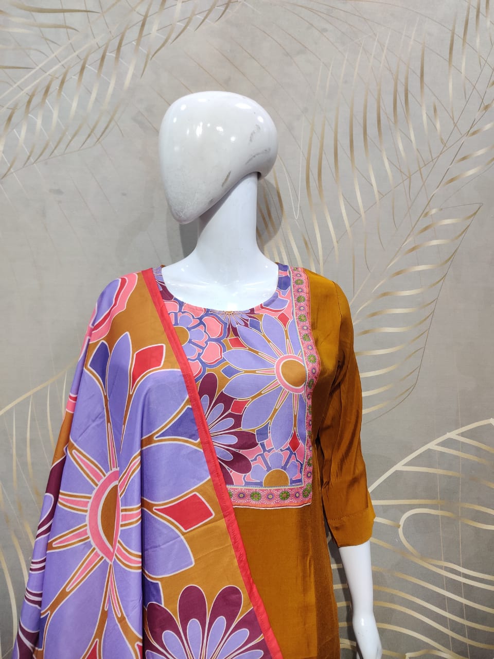 Roman silk fabric 3PC YOG MIRROR PRINTED DESIGN