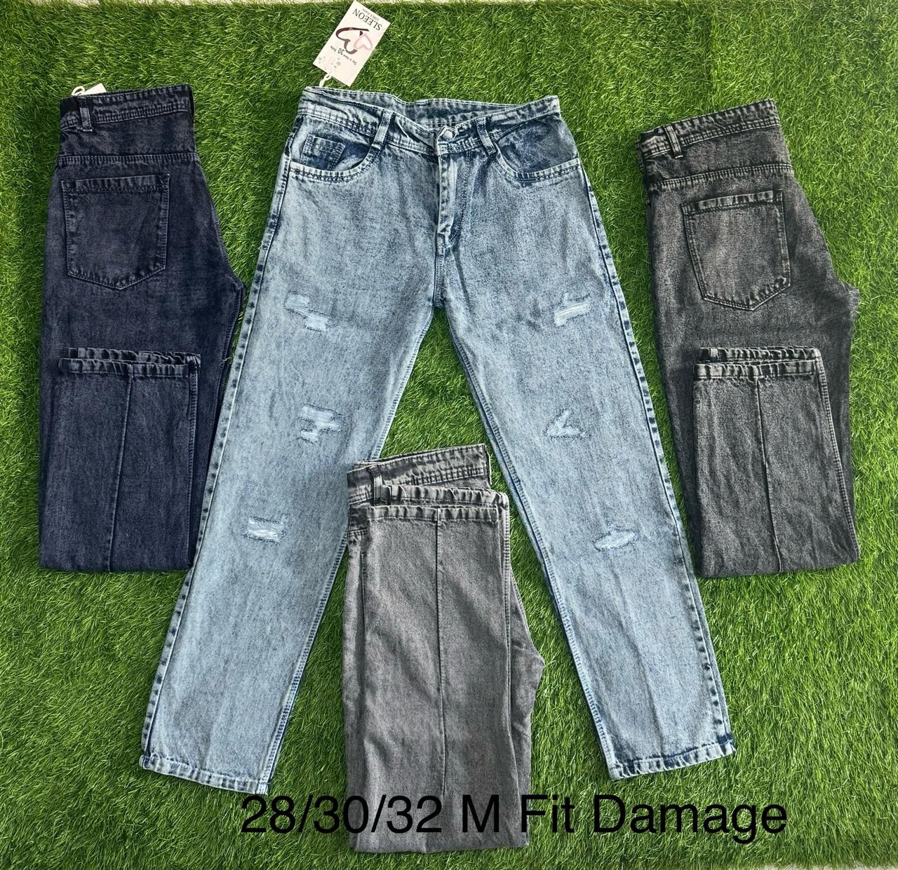 MOM Fit Raw Damage Jeans Wide Leg