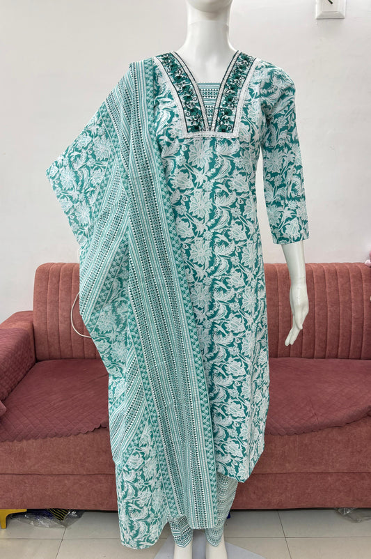 Stylish 40/60 Cotton Printed Kurta Set