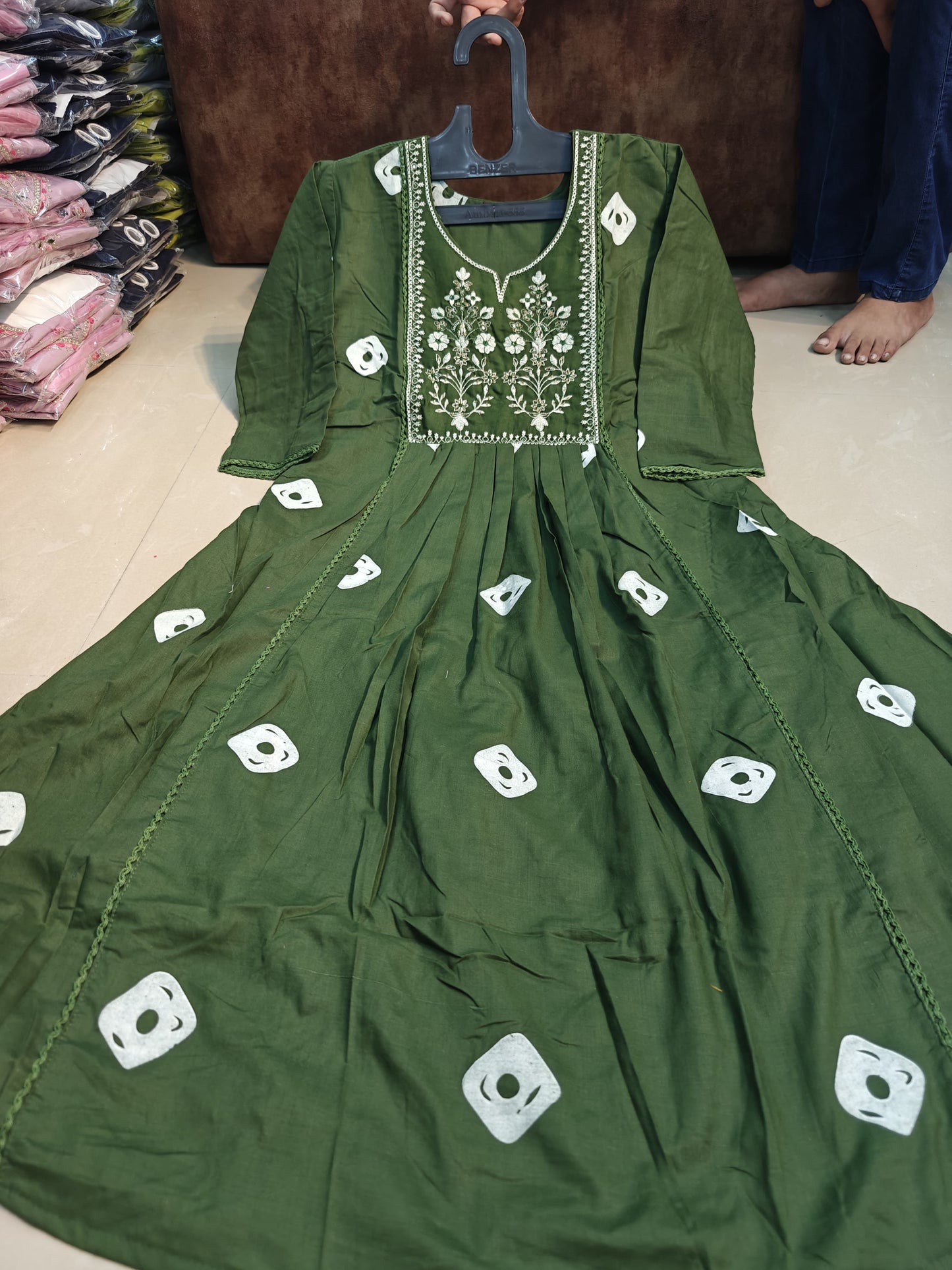 Vibrant Cotton Chunri 60-60 Printed 3pc Suit