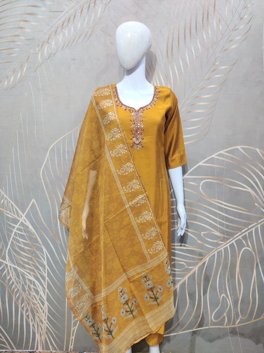 Elegant Roman Silk Mirror Work Kurta